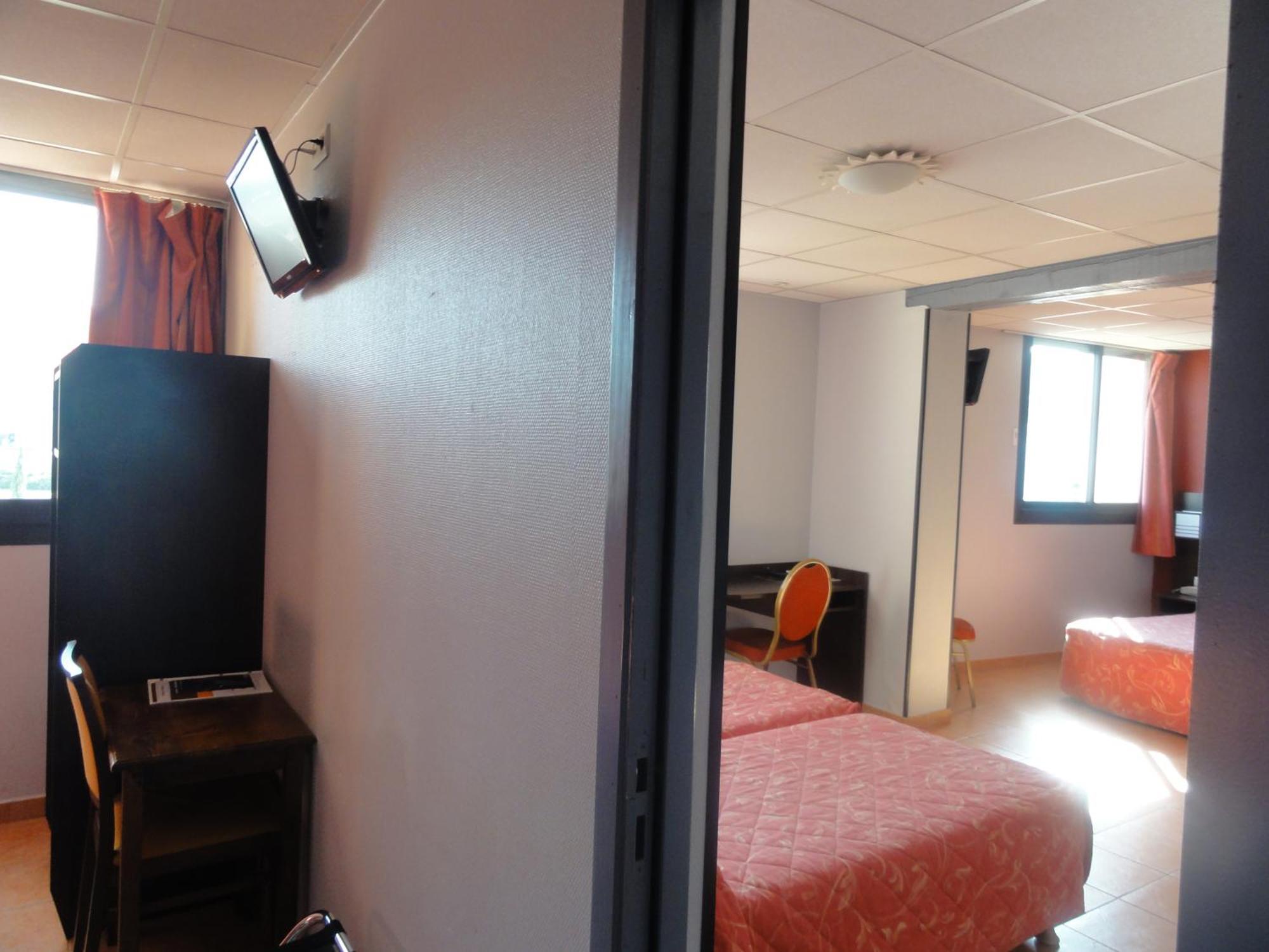 Hôtel L'Hacienda Martigues Habitación foto